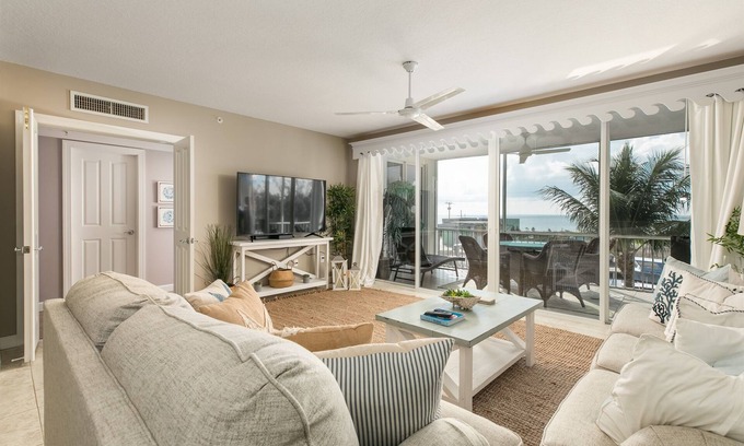 Islamorada Condominio | Just a Few Friends - Ocean View and Bring your Boat!