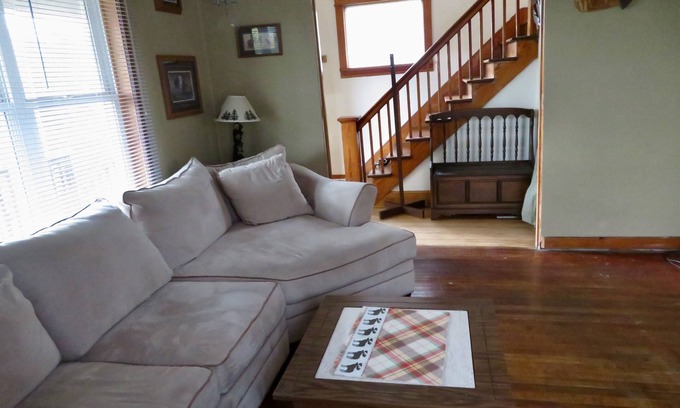 East Hillside Casa | El alquiler de vacaciones más céntrico en Duluth!