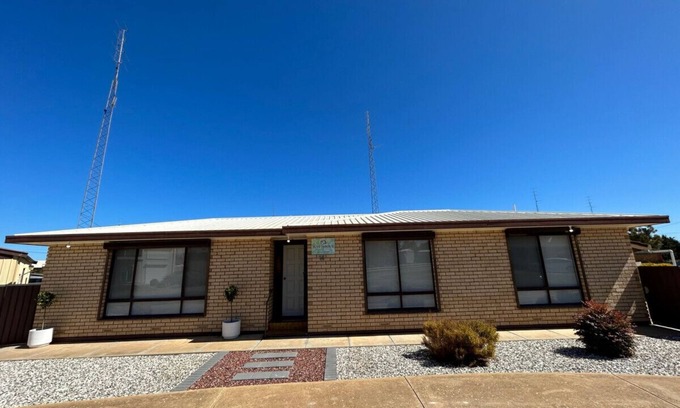 Moonta Bay Apartamento | Just About Beachfront - Freshly Renovated - 3 Bedroom Home