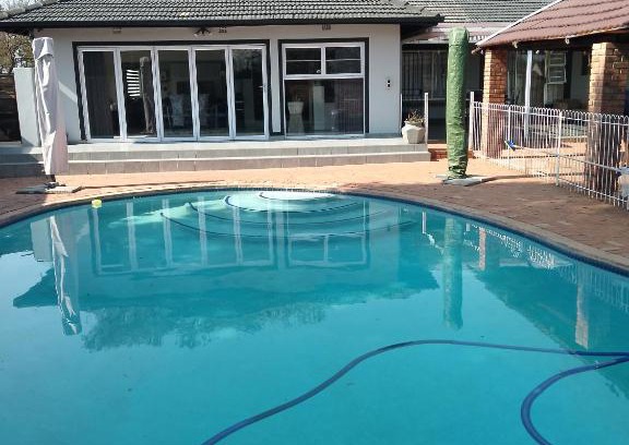 Fairland Cama Y Desayuno | Just B Zone Guest House
