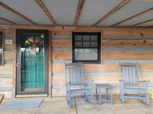 Dandridge Casa | Just Breathe