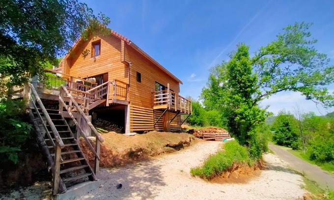 Sauliac-sur-Cele Chalet De Esquí | Just for you