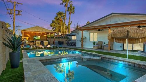 Scottsdale Highlands Casa | Just Listed Old Town Paradise wHTD Pool Spa