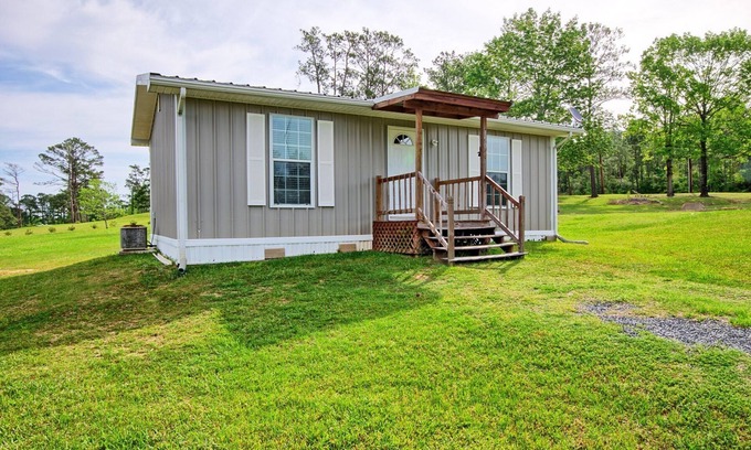 South Toledo Bend Cabina | K&M Lake Rentals Cabin #1