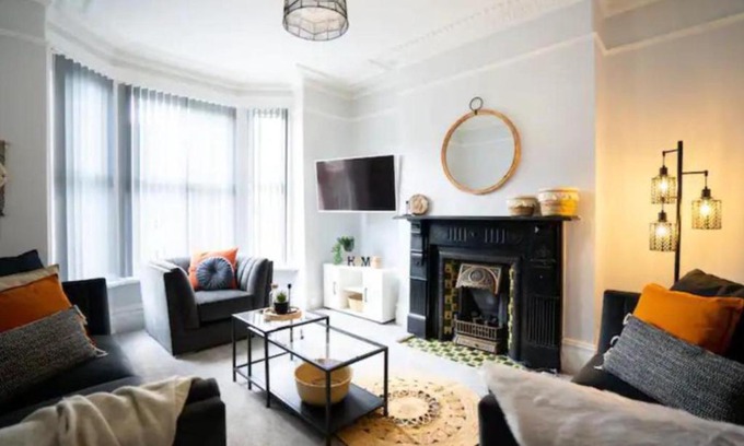 Leeds Casa | K Suites - Laurell Ville