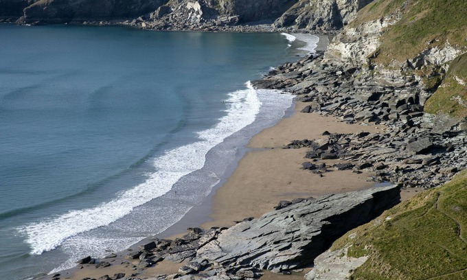 Tintagel Cabina | K4 Kudhva Treehouse Cabin With sea View