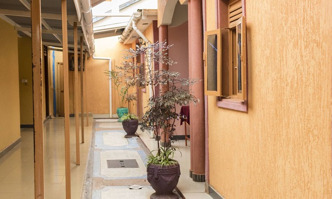 Mbale Casa | Kaanos Hope Complex Inn