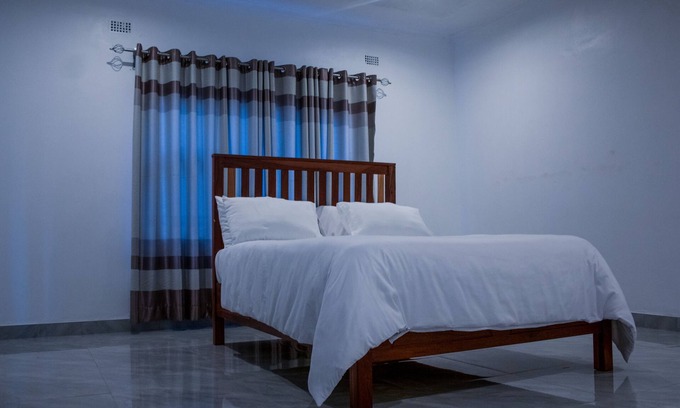 Victoria Falls Cabina | Kafusi Lodge