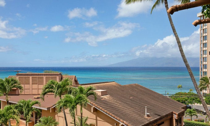 Kahana Apartamento | Kahana Villa KVR-F405 by KBM