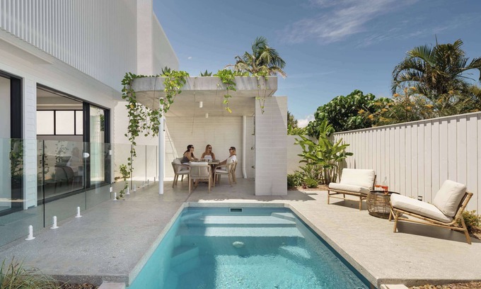 Warana Casa | Kaia On The Beach Sum