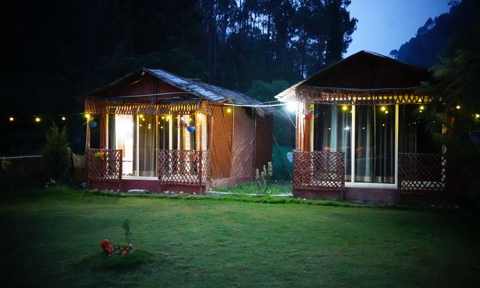 Kandaghat Hotel | Kainaat A Riverside Homestay