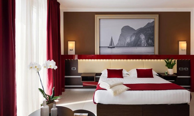 Cavalcaselle Hotel | Kairos Garda Hotel