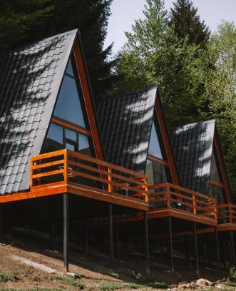 Bagvdanari Casa | Kakhshiani Mestia Cottages