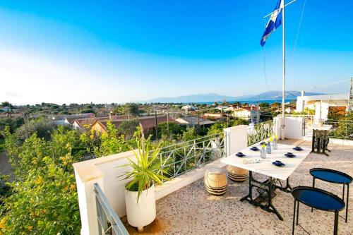Agii Apostoli Casa | Kalamos sea view villa Beach walking distance