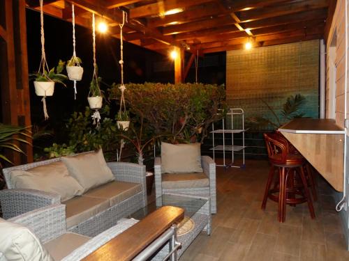 Pirae Casa | Kalihai Inn