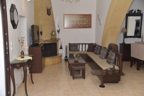 Soroni Apartamento | KAMARA traditional house