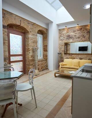 Kambos Apartamento | Kampos Mansion 1