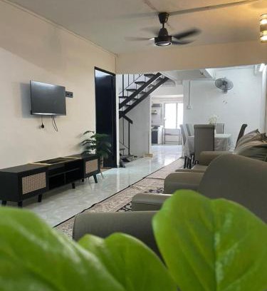 Taman Jali Chalet De Esquí | #KangaQHomestay99