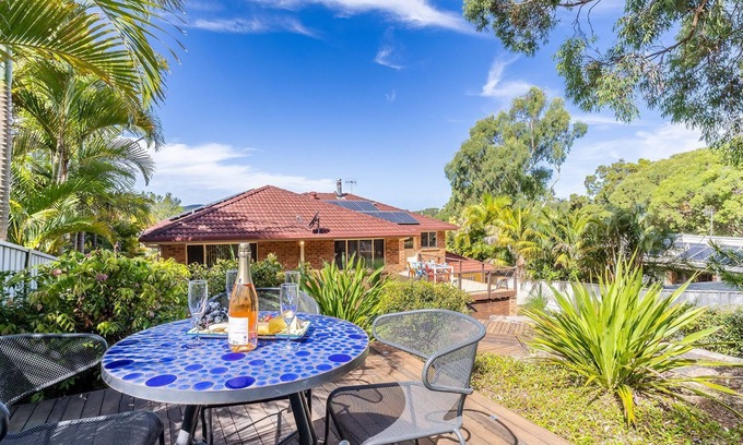 Salamander Bay Casa | Kanimbla House 15 Kanimbla Dr - air con, WiFi and pet friendly