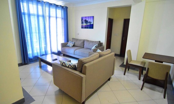 Upanga East Casa | Kanyi KG7 TRES DORMITORIOS