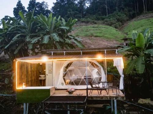 Mae Taeng Otro | Kao Saan Lodge เก้าแสน ลอจ์ด