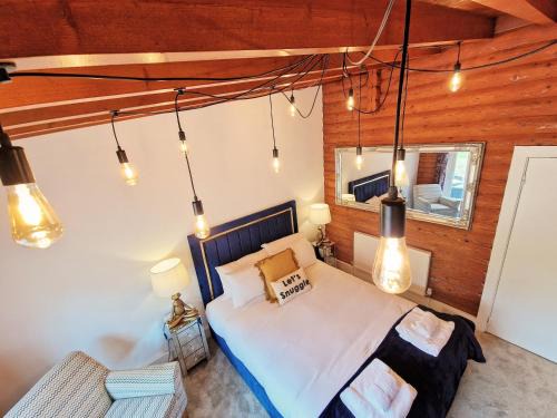 Blairgowrie Cabina | Kaoglen Squirrel Drey-Hot Tub-Pet Friendly-Perth