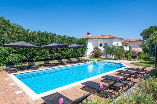 Rakalj Villa | Kapetanova Villa