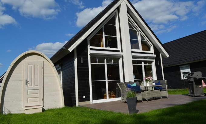 Wandlitz Casa | Kapitänshaus Zerpenschleuse Holiday Chalet