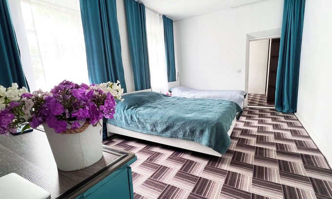 Karakol Casa | Karagat Karakol Suites!