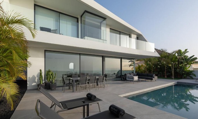 Costa Adeje Villa | KARAT Villa Kai Torviscas