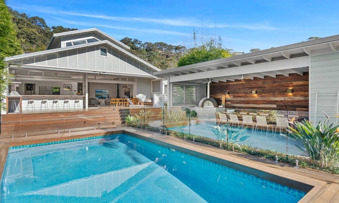 Narrabeen Casa | Karinya - an oasis of tranquility perfect for the family looking for space and luxury