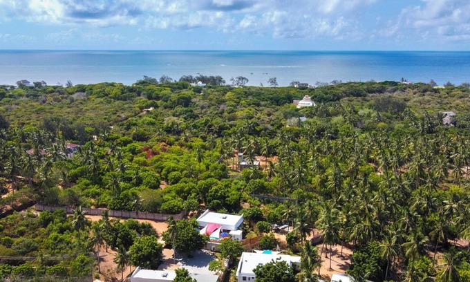 Watamu Cabaña | Kasa Eliza - charming 2-bedroom private cottage in Watamu with own pool, AC&WiFi