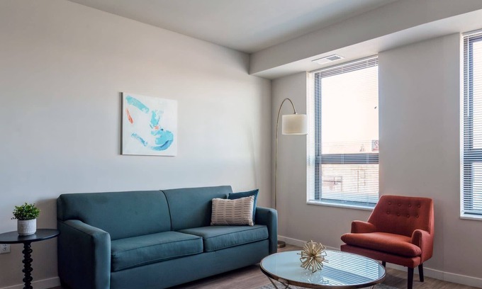 Lowry Hill East Apartamento | Kasa | Welcoming 1 BD + Pet Friendly | Minneapolis