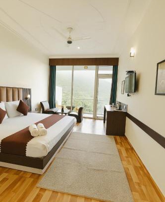 Hansot Mahal Hotel | Kasauli View Resort # Parking # lift # Garden # Restaurant # Open Terrace # On Road Location