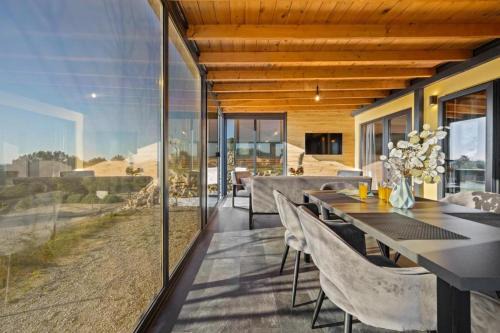 Cove Murtar Casa | KastHouse Yellow by Vellaris, Luxury Mobile Home