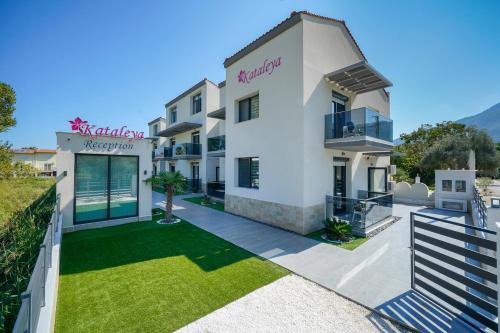 Skala Potamias Apartamento | Kataleya Poolside Suites
