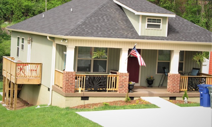 Chattanooga Casa | Kathy's Kottage. Nuevo bungalow en el lado de Missionary Ridge