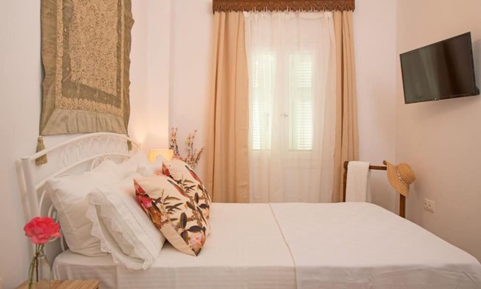 Skiros Apartamento | Katoi House - Central Skyros Village