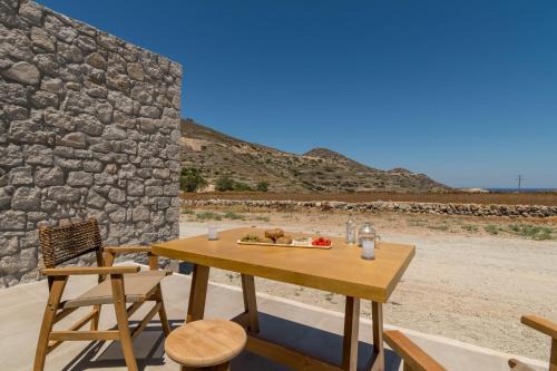 Mandrakia Casa | Katoikia Milos Slow Living Homes