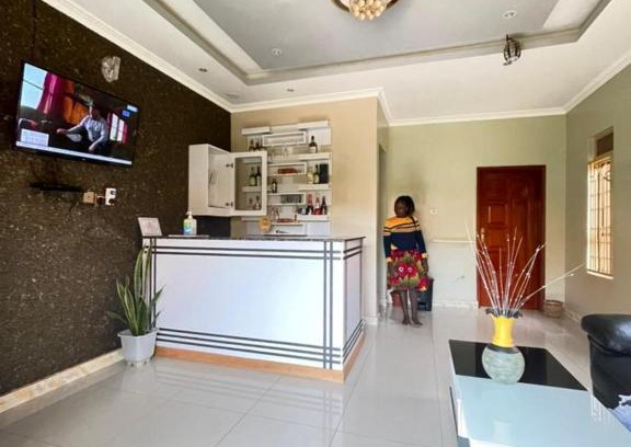 Kireka Hotel | Katro City Suites