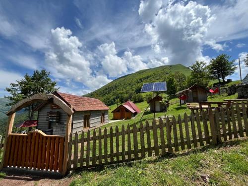 Mojkovac Cabina | Katun Lanista-Kolibe Bogavac