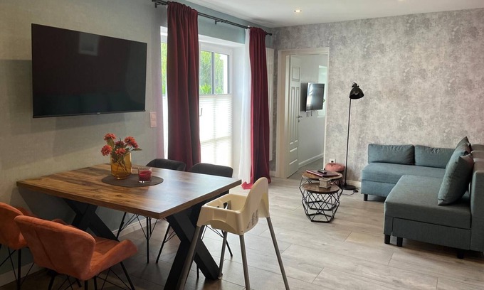 Groemitz Apartamento | Kavaliershaus Erdgeschoss mit Eigener Terrasse im Henriettenhof