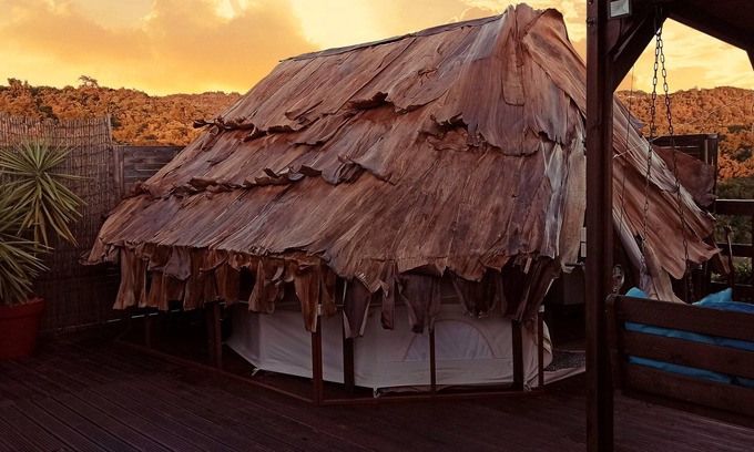 Trois-Rivieres Cabina | KAWAIDA - Glamping Experience - Tienda de lujo - Vista al mar y montaña
