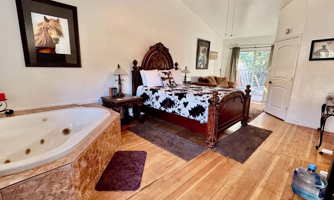 Three Rivers Apartamento | Kaweah River Jacuzzi Room Studio