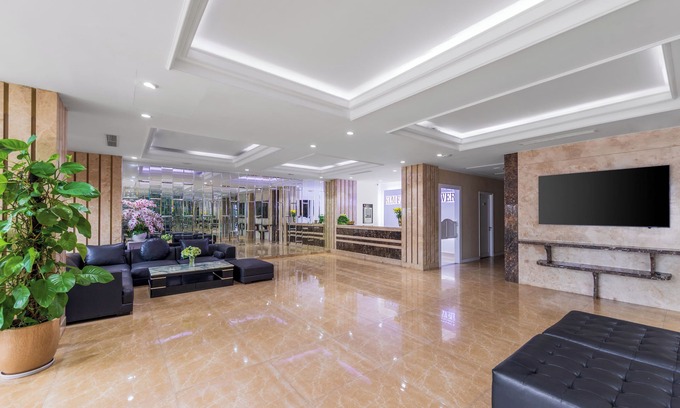 Son Tra Hotel | Kay Hotel Danang - Near Dragon Bridge
