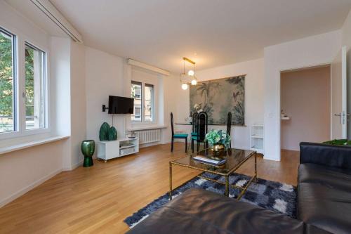 Werd Apartamento | KAYA Zurich Apartment SAPPHIRE - Downtown 2BR Deluxe Apt