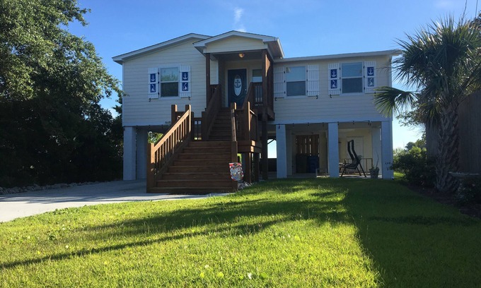 Cedar Point Casa | El sueño de los kayakistas y los observadores de aves: recientemente renovado con vistas impresionantes