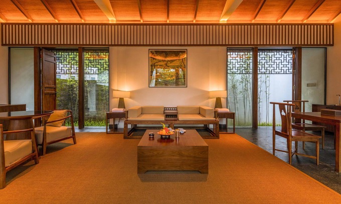 Ten Mile Gallery Villa | Kayumanis Yangshuo Private Villa & Spa