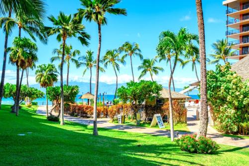 Honokowai Apartamento | KBM Resorts FREE CAR Kaanapali Shores Ground Floor 2-Bedroom Condo - Steps to Pool Beach KS-155