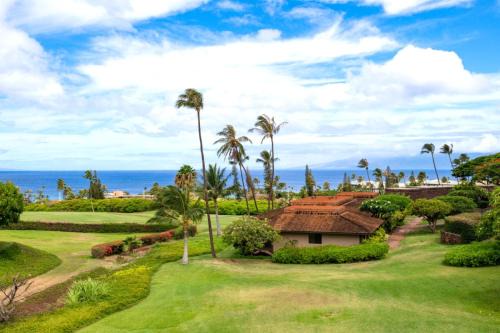 Honokowai Apartamento | KBM Resorts FREE CAR Kaanapali Plantation Villa 3-Bedroom Condo with Short Walk to Beach Includes Beach Gear KPL-28
